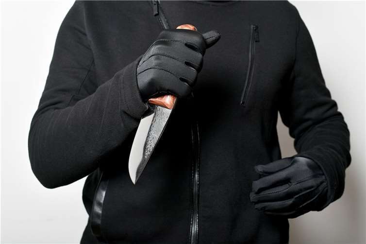 Raub in Bonn: Frau in ihrer Wohnung mit Messer bedroht Symbolbild. Foto: pixabay.com