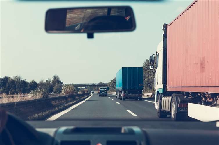 58 statt 40 Tonnen: Stark überladener LKW auf der A61 stillgelegt Symbolbild. Foto: pixabay.com