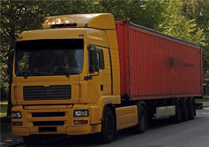 Sechs illegale Einwanderer in Lkw vorgefunden Symbolbild Quelle: pixabay.com