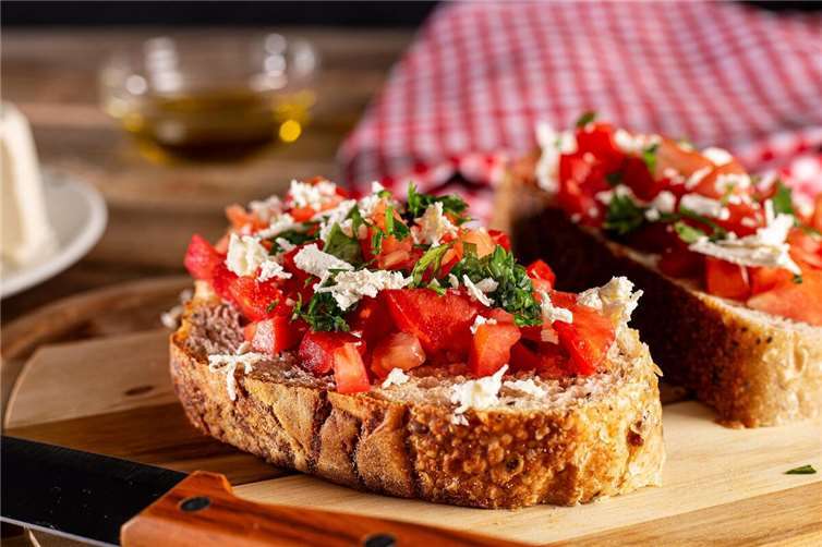 Sonniger Genuss aus Italien - Bruschetta Symbolbild.Foto: Pixabay