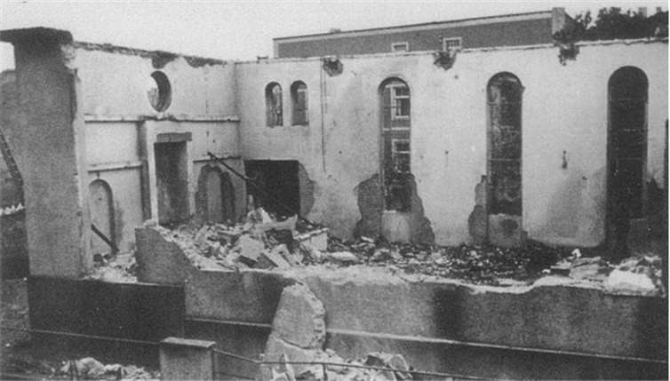 Synagoge Andernach nach der Zerstörung am 9. November 1938.privat