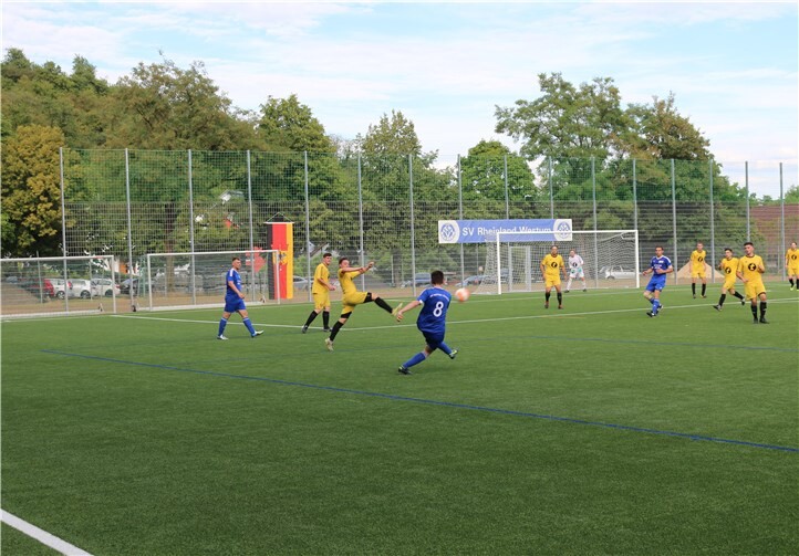 Szene aus dem - leider verlorenen - vierten Testspiel gegen den A-Ligisten SC Westum.privat