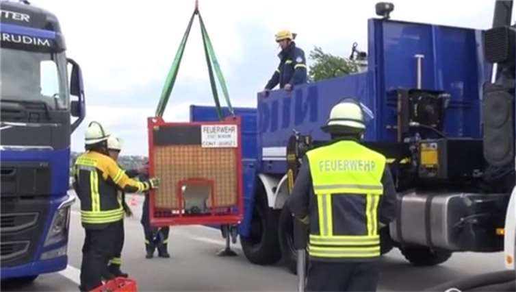 THW Bendorf unterstützte bei der Bergung von erheblichen Mengen Dieselkraftstoff. THW Bendorf