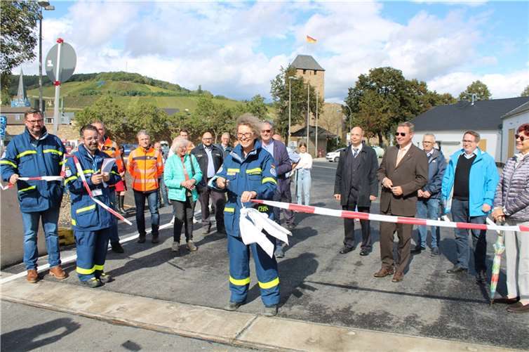„Eine Verbindung zueinander“ THW-Vizepräsidentin Sabine Lackner bei der Freigabe der neuen Ahrtorbrücke.Fotos: DU