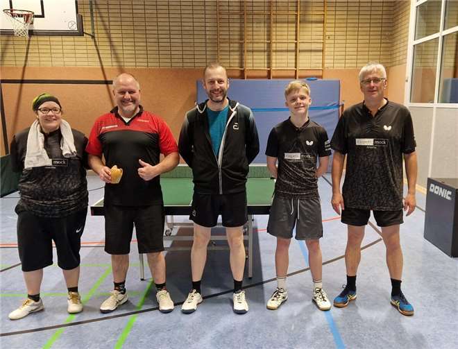 TTV Oberwinter IV ist Vizemeister.Fotos: privat