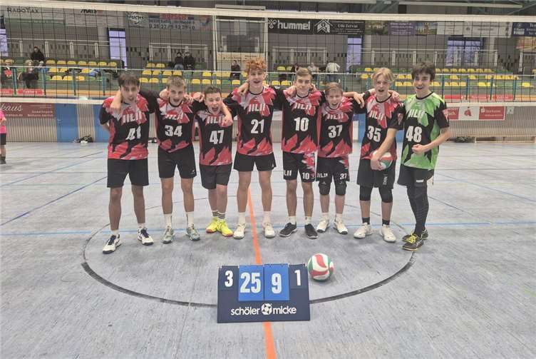 TV 05 Mülheim nach Sieg gegen TV Vallendar III. v.l. K. Djuricic, J. Schreiber, N. Drude, E. Ciulio Chiara, A. Schultz, R. Zender, D. Nestmann, J. Veit. Quelle: TV 05 Mülheim
