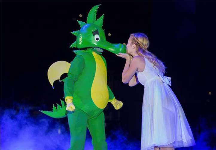 Tabaluga verliebt sich in Lilli. Foto: Why Not-Events und Kommunikation UG