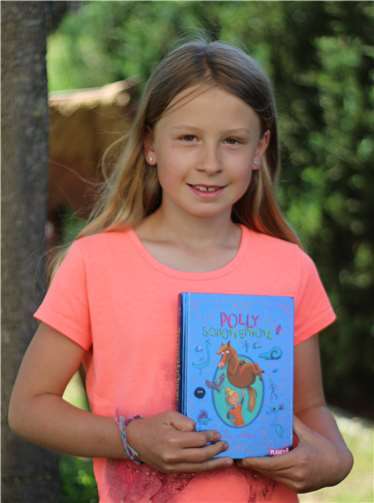 Tabea aus Wormersdorf wählte für ihr Video Polly Schlottermotz.