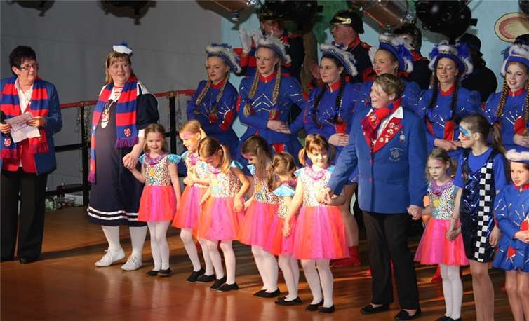 Tänzerinnen und Tänzer jeden Alters sind im bunten Vereinsleben der KG bestens aufgehoben. privat