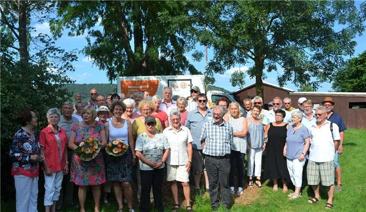 Tafelmitarbeiter aus Ahrweiler und Sinzig feierten ihr Sommerfest. Foto: E.T. Müller