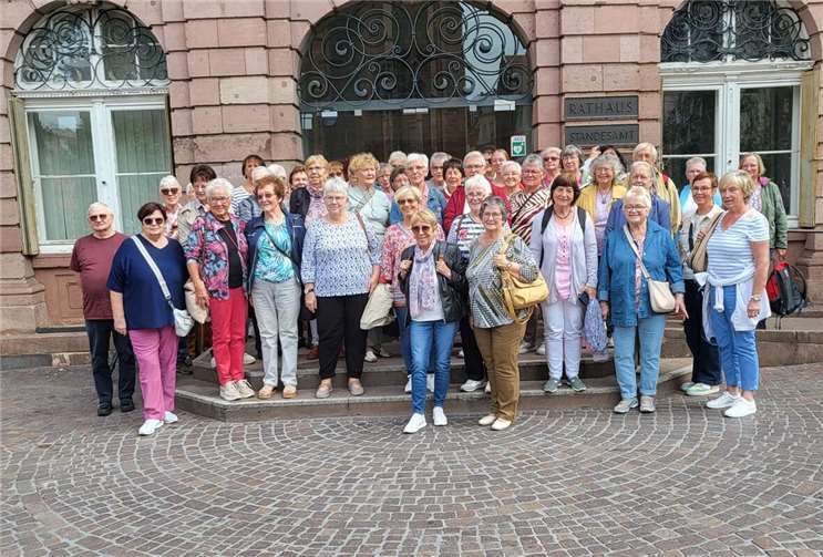 Tagesfahrt nach Heidelberg: kfd Löf erkundet malerische Altstadt und Schloss. Foto: privat