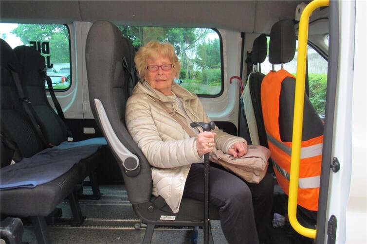 Tagesgast im Johanniter Bus