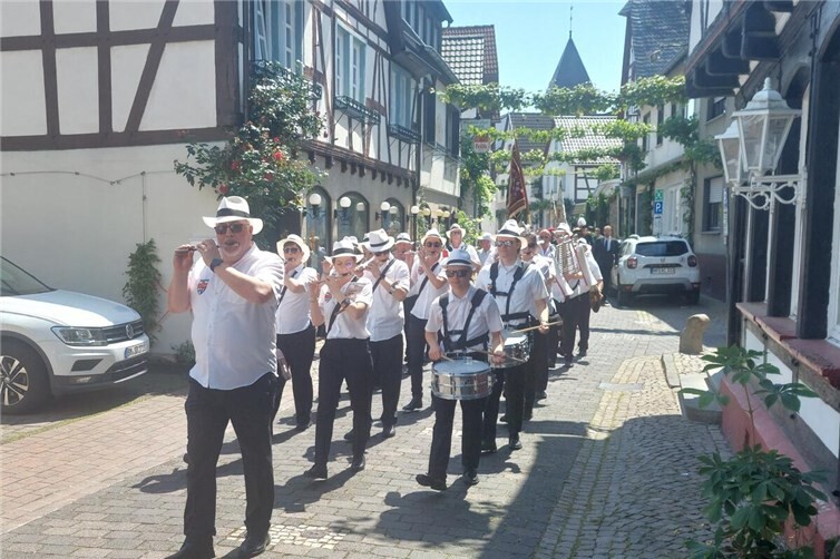 Tambour-Corps Erpel beim Königszug des Bürgerverein Erpel