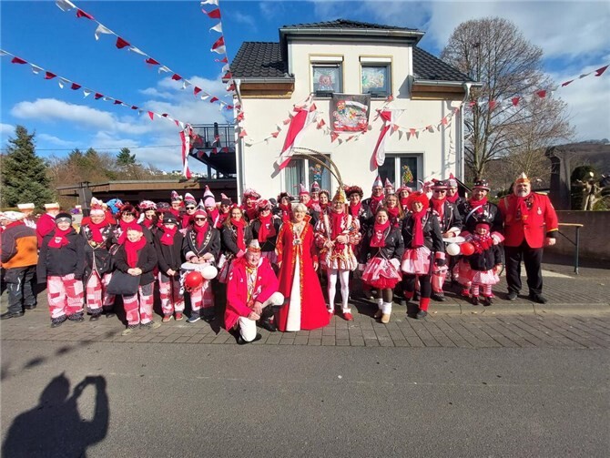 Tambour-Corps mit Fußgruppe und Prinzenpaar.  Foto: privat