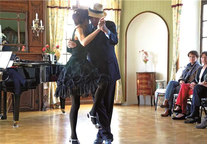 Tango auf Schloss Miel – Sabine Eichner und Don Bernardo.-RFW-