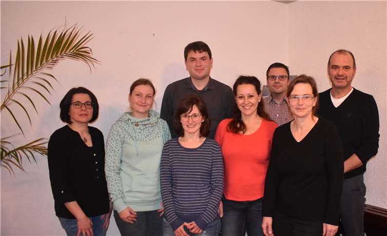 Tanja Kirfel (v.l.), Joy Störmer, Desiree Rech, Dominik Philippsen, Birgitta Winkler, Johannes Schmitt sowie Marigt und Udo Junglas sind Teil des neuen Elternausschusses 2019/2020. Foto: privat