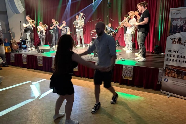 50 Jahre Musikfreunde Lantershofen feiern mit großem Blasmusik-Festival