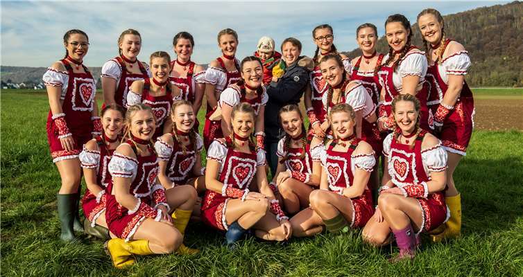 Tanzgruppe Blue Velvet mit Lea Orth und Sohn Paul. Foto: Karsten Janotta