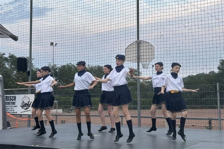 Tanzgruppe Peri TSV Lehmen