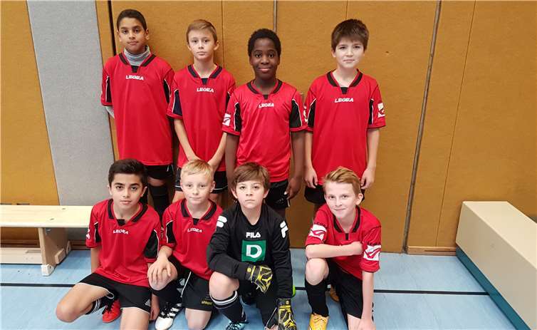 Team II: Abdelhadi Ibo, Kevin Madiev, Janis Dino, Adel Hassanin, Alex Michel, Ebenson Evert, Duncan Zeni, Marius Lukas.