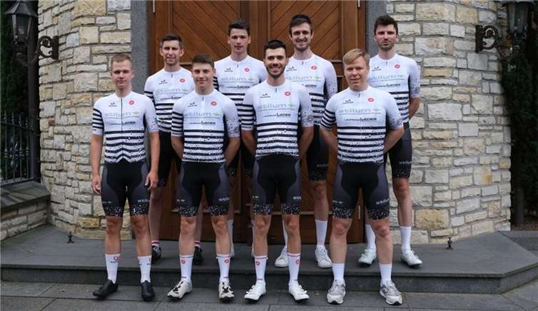 Trainingsausfahrt mit dem Namensgeber Team stilum - RSC Rheinbach, hintere Reihe links Philipp Seuser.Foto: Edith Billigmann