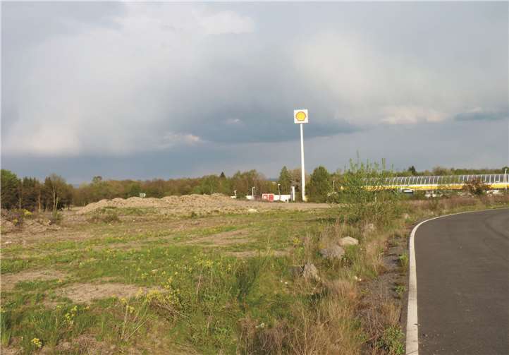 Teil des geplanten Gewerbegebietes an der A 61/B 262. Fotos: FRE