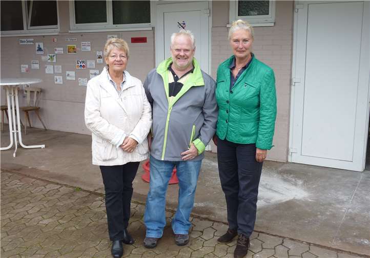 Teile der CDU-Fraktion vor Ort an der Schmitzers Wiese.Quelle: CDU-Fraktion