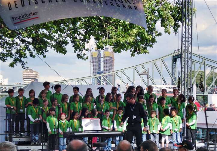 Teilnahme des Chors am Chorfestival in Frankfurt am Main im Juni 2012. MIH