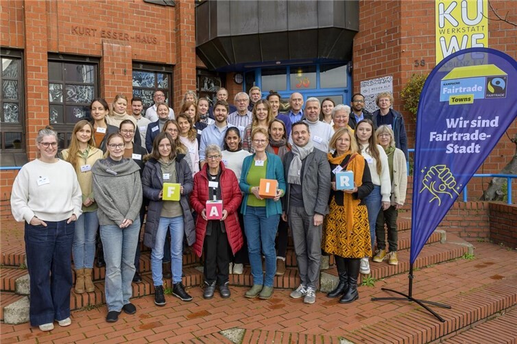 Teilnehmende des Vernetzungstreffens der Fairtrade-Städte Rheinland-Pfalz am 20.11.2025 in Koblenz. Foto:Jennifer Zumbusch