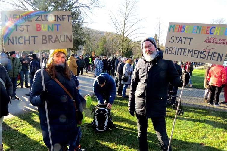 Teilnehmer der Demo in Bad Bresig. Foto: AKR 