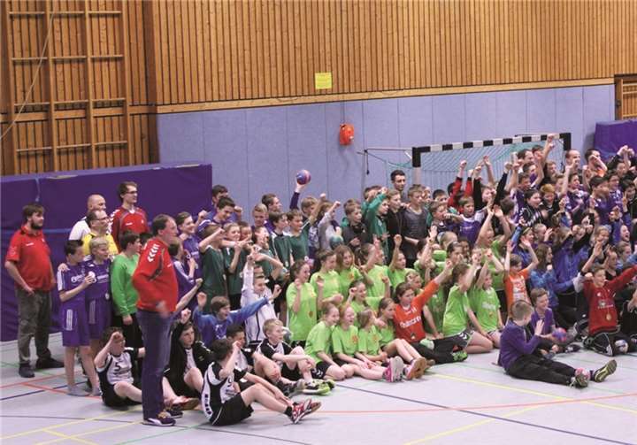 Teilnehmer der Talentiade des Handballverbandes Mittelrhein in Rösrath.  Privat