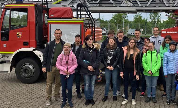 Teilnehmer des Besuchs in der Neuwieder Feuerwehrwache.Fotos: privat