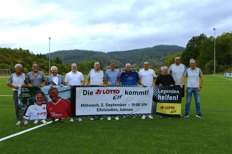 Benefiz-Fußballspiel der LOTTO-Elf RLP gegen die AH der SG Hocheifel 23 im Eifelstadion Adenau 
