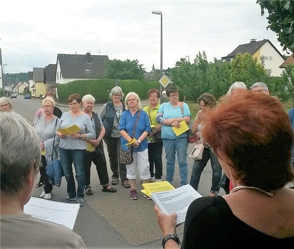 Teilnehmerinnen der Meditativen Abendwanderung.Privat