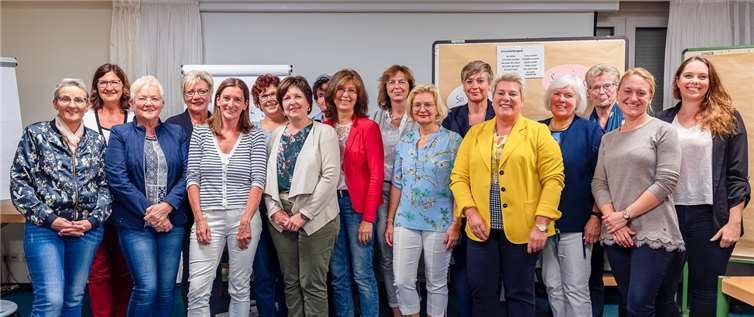 Teilnehmerinnen des Seminars „Unsere Antreiber – Was treibt mich an“ mit Anja Piroth. Foto: Mandy Grimmiger