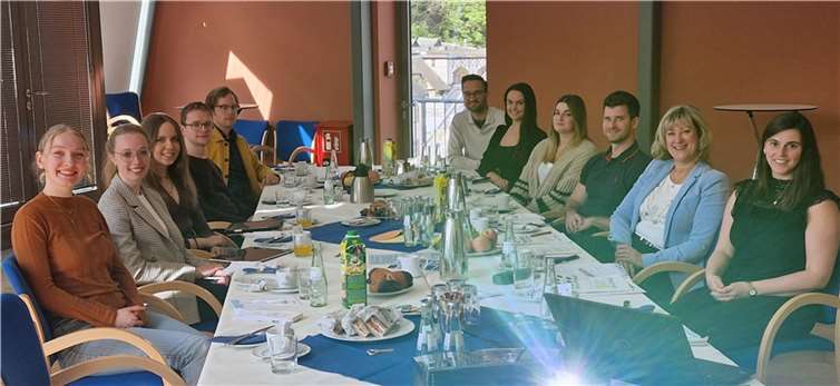 Teilnehmerinnen und Teilnehmer des ersten Auftakttreffens. Foto: Dirk Barbye