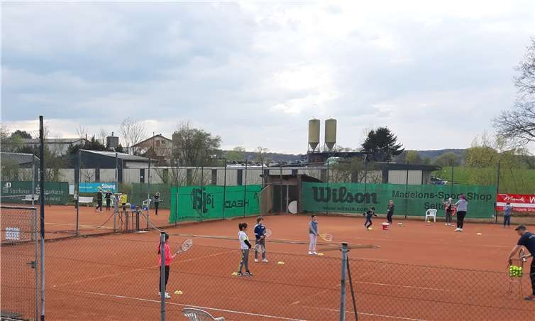 Tennis auf der Anlage des Tennisclubs Dierdorf.Foto: privat