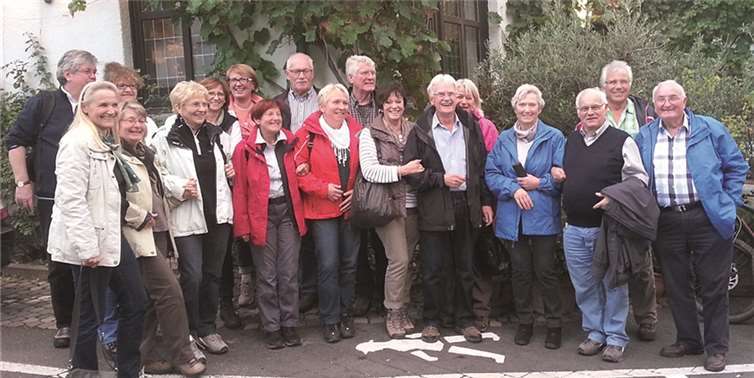 Tennisclub Plaidt bei guter Weinlaune an der Ahr.privat
