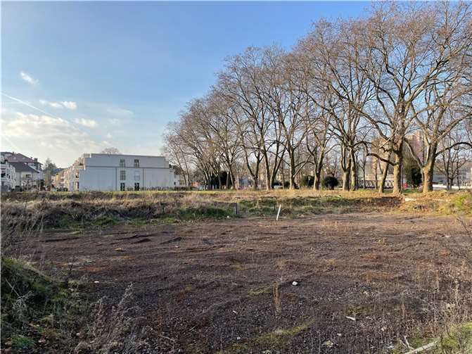  Tennisplätze am ehemaligen TWIN-Gelände Foto: ROB