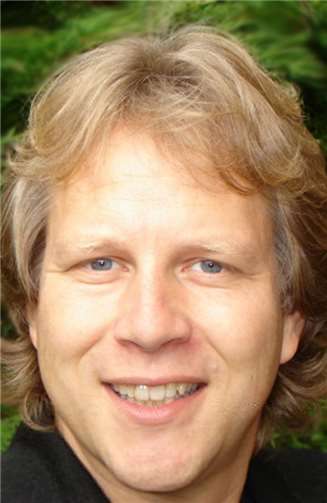 Tenor Markus Schäfer lernte im St. Martins-Chor unter der Leitung seines Vaters das Singen.privat