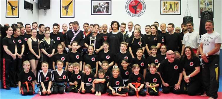 „The Dragon“ machte einen Workshop, abgestimmt auf Selbstverteidigung im Alltag.Joachim Sarrach