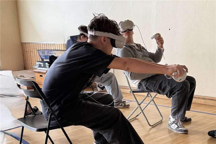 Theater einmal anders: VR-Erlebnis lässt Shakespeare-Figuren lebendig werden. Fotos: Sandra Peifer