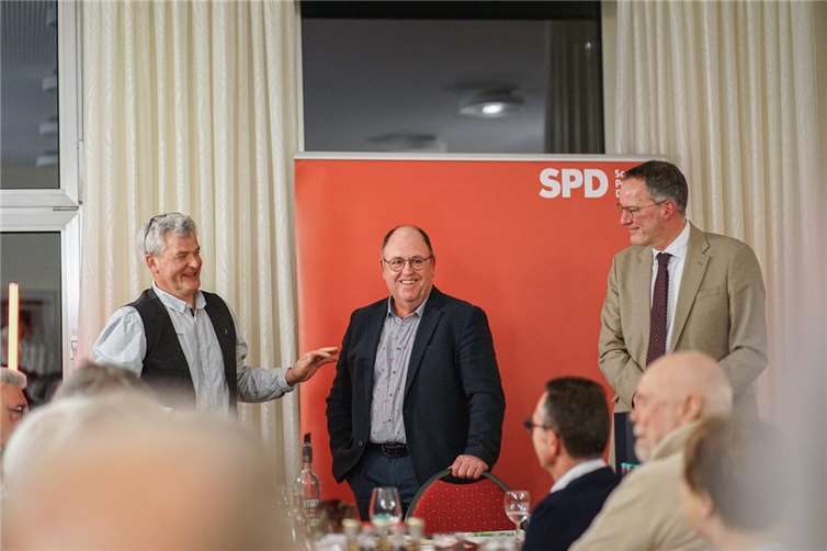 Theo Loosen, Ralf Kraut und Michael Ebling.  Foto: privat