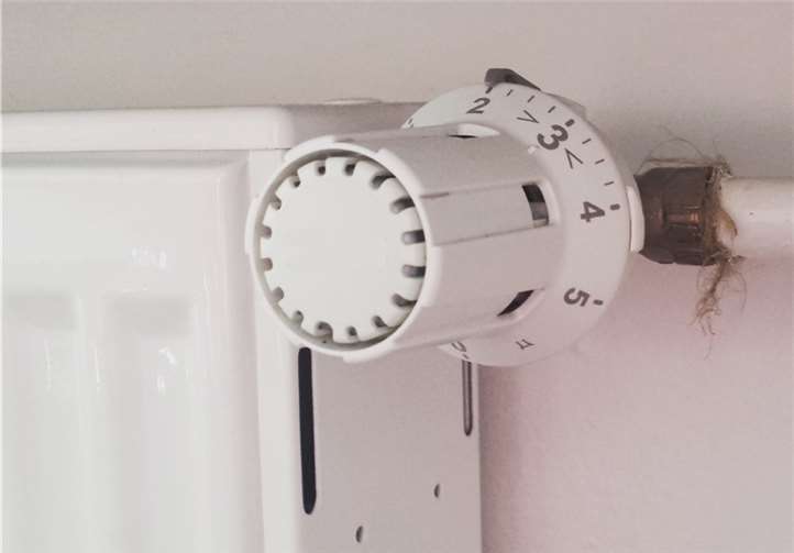 Thermostatventil auf Stufe zwei.Verbraucherzentrale Rheinland-Pfalz