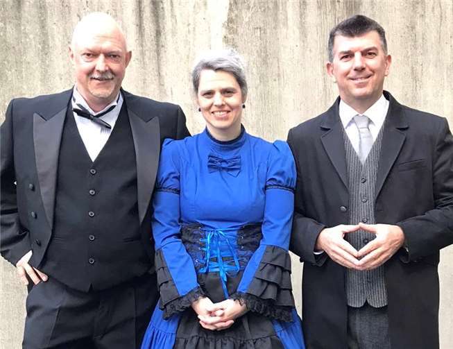 Thomas Anheier, Astrid Letsch und Udo Chandoni performten den Klassiker „Dinner for one“. Foto: privat