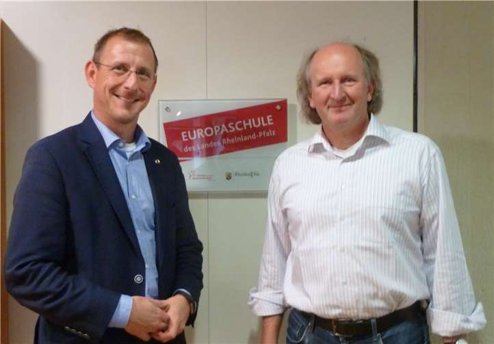 Thomas Barth möchte die SchülerInnen gerne im Themenfeld "Europa" unterstützen.Foto: privat