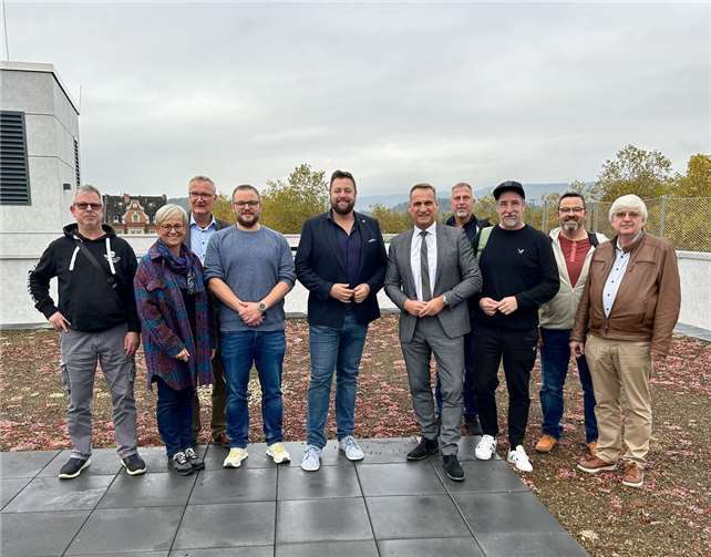 Thomas Birkelbach (ULL), Stephanie Muno-Meier (ULL), Bernd Schemmer (Büroleiter Stadtverwaltung Lahnstein), Björn Schmeling (Bündnis 90 / Die Grünen), Lennart Siefert (Oberbürgermeister Lahnstein), Joachim Rodenkirch (Bürgermeister Wittlich), Ralf Deus (CDU), Markus Graf (SPD), Uwe Unkelbach (CDU), Helmut Hohl (FBL). Foto: Mira Bind / Stadtverwaltung Lahnstein