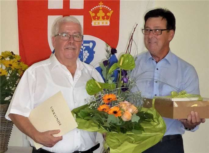 Nach 30 Jahren verabschiedet Thomas Fein wurde von seinem Nachfolger verabschiedet.Foto: privat