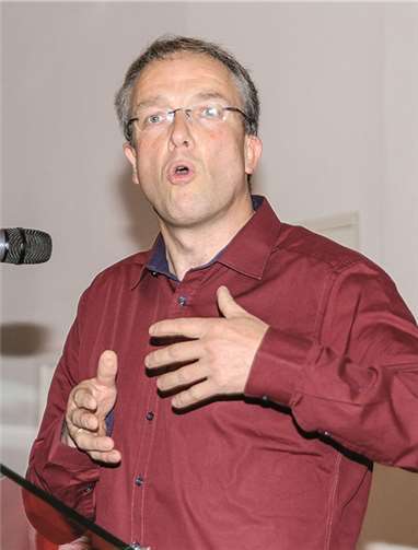 Thomas Ibald erklärte noch einmal die Verfahrensweise bei der Auswertung.