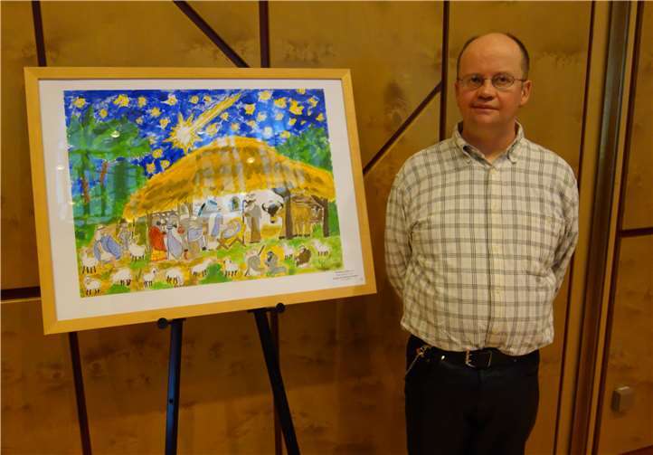 Thomas Luckas vor seinem Gewinnerbild „Heilige Drei Könige kommen“.Fotos: privat